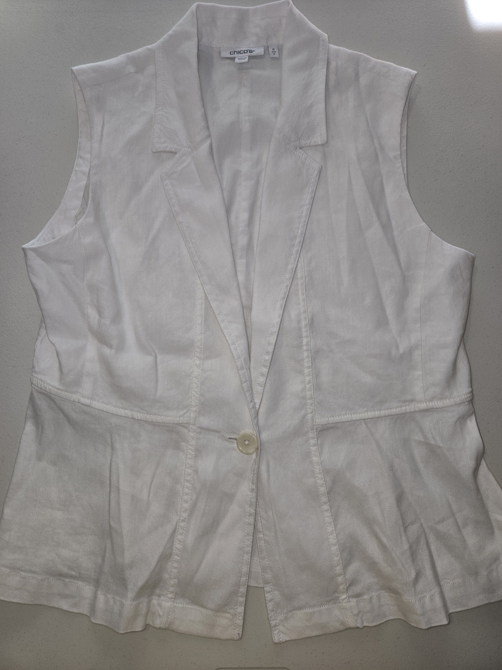 Chico's Ivory Sleeveless Linen-Blend Vest Blazer